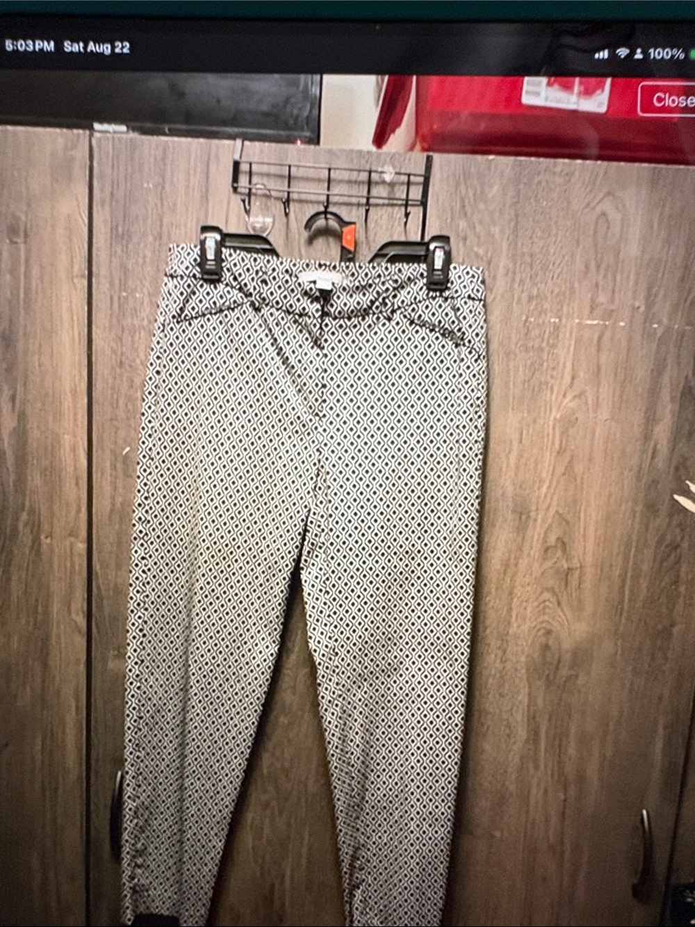 Valerie Stevens Black & White Geo Print Cropped Ankle Pants